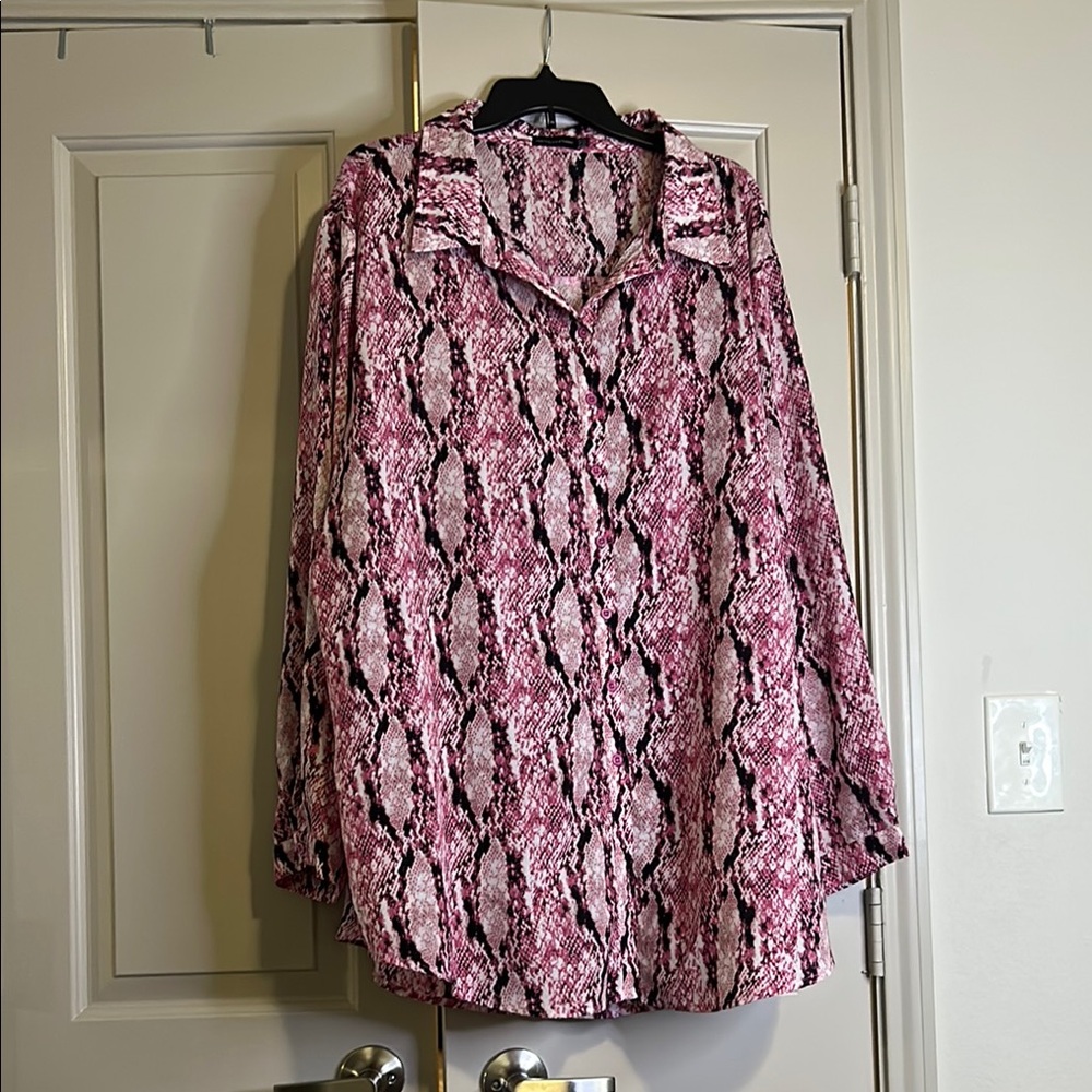 PRETTYLITTLETHING Pink Snake Print Women's Top